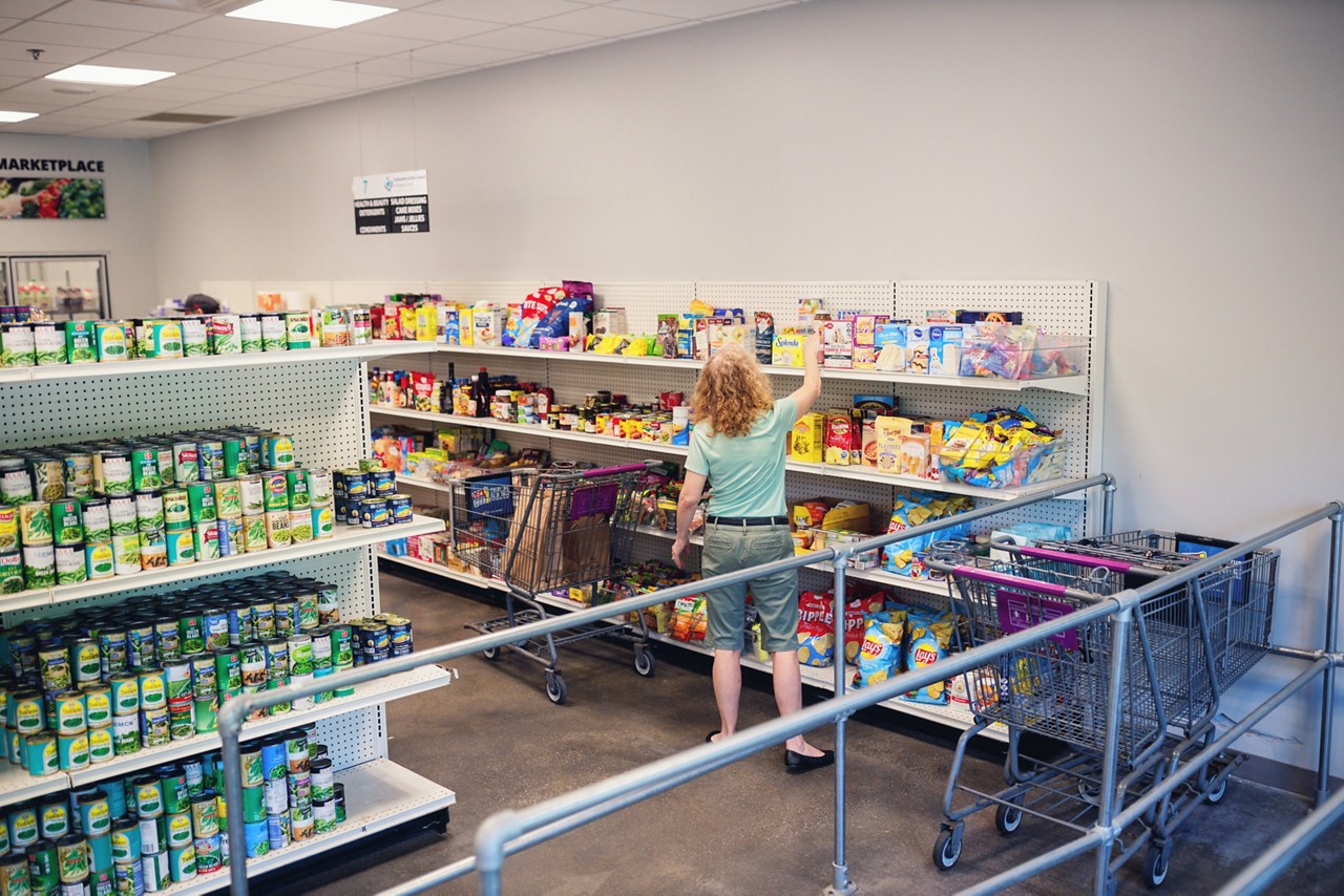 [NOTE: Film crew has the releases/names for everyone here]
The Howard County Food Bank provides a dignified experience for those who needs its services. It offers a grocery-store-like environment where people can “shop” for fresh and canned foods as well as health and hygiene products.