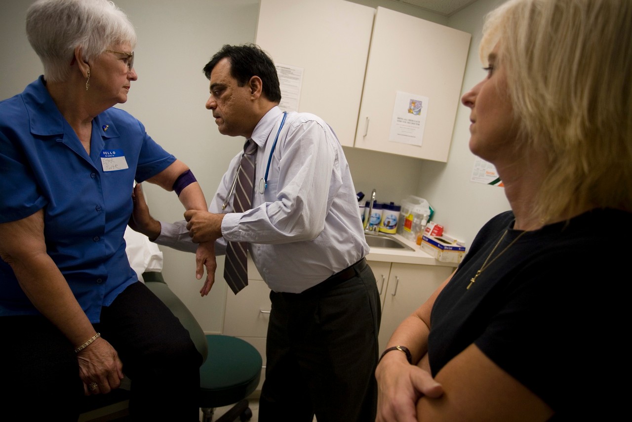 A patient gets educated on better eating habits by a dietician in a doctor's office.
All images taken at the Hackensack University Medical Center in Hackensack, NJ.
***THESE IMAGES ARE NOT FOR RESALE WITHOUT PERMISSION FROM THE ROBERT WOOD JOHNSON FOUNDATION AND CANNOT BE PUT INTO GENERAL CIRCULATION OR SENT TO AGENTS.*** A patient gets educated on better eating habits by a dietician in a doctor's office.
All images taken at the Hackensack University Medical Center in Hackensack, NJ.
***THESE IMAGES ARE NOT FOR RESALE WITHOUT PERMISSION FROM THE ROBERT WOOD JOHNSON FOUNDATION AND CANNOT BE PUT INTO GENERAL CIRCULATION OR SENT TO AGENTS.***